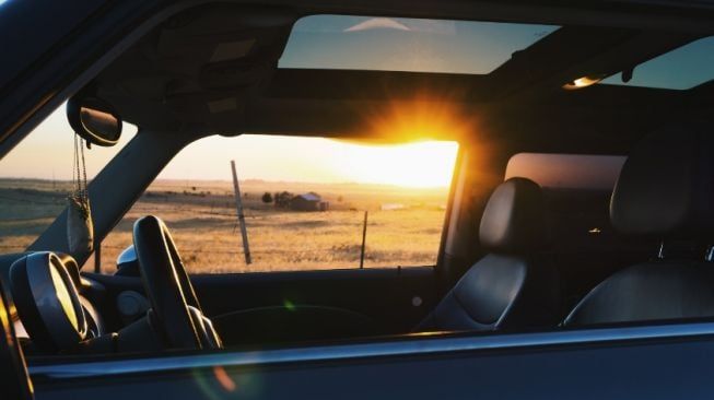 5 Rekomendasi Mobil Sunroof Bekas Rp100 Jutaan, Elegan dan Paling Nyaman