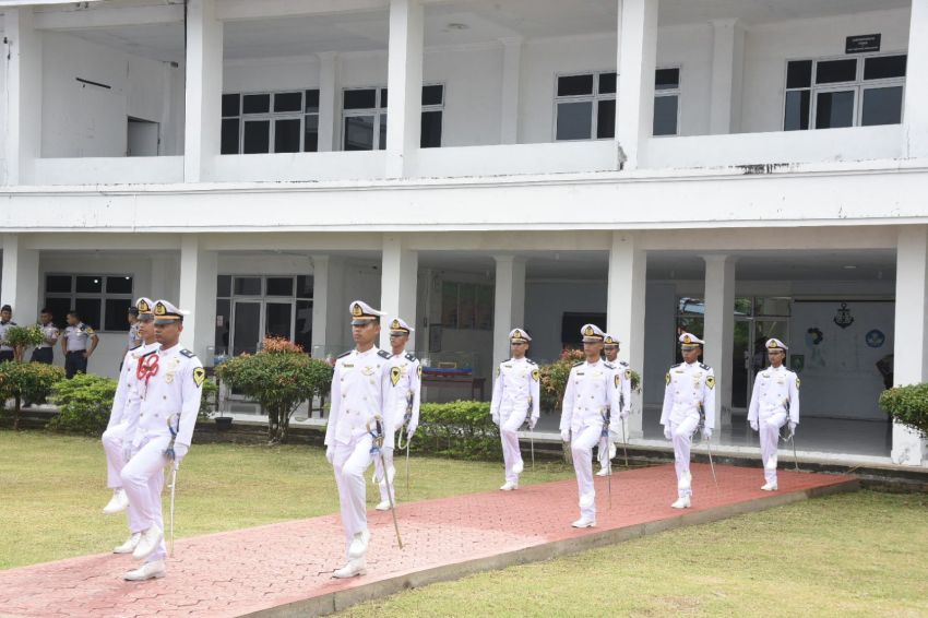 Polbeng Lantik Calon Taruna-Taruni Kemaritiman