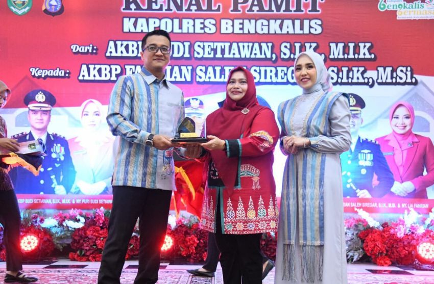 Bupati Bengkalis Apresiasi Dedikasi AKBP Budi dan Sambut Kapolres Baru AKBP Fahrian