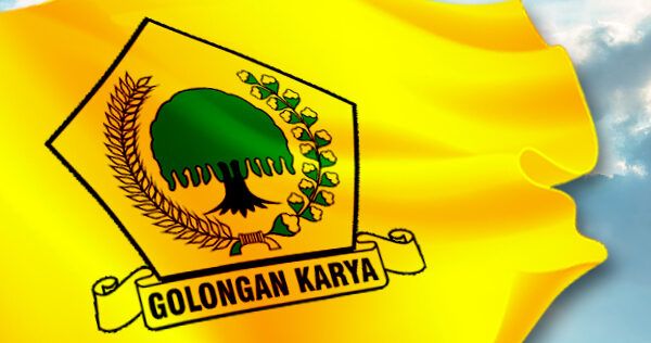 Golkar Sentil PDIP Larang Kader Kelola SPPG