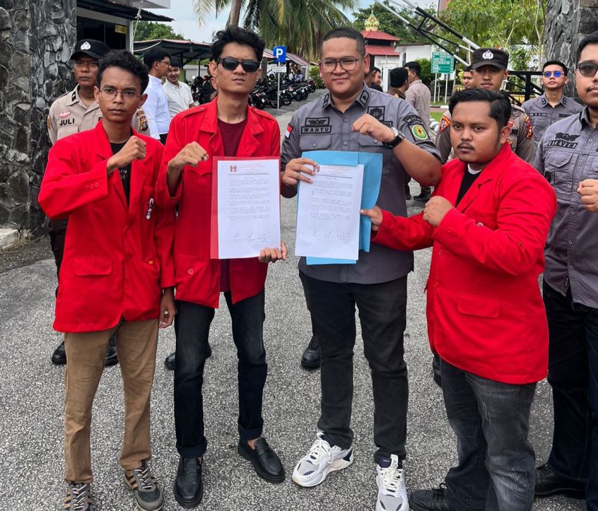 Aksi Demonstrasi GMNI Didepan Kantor Kejari Bengkalis: 6 Tuntutan Terkait PT BLJ dan 5 Tuntutan Tambak Udang oleh PT GKJ