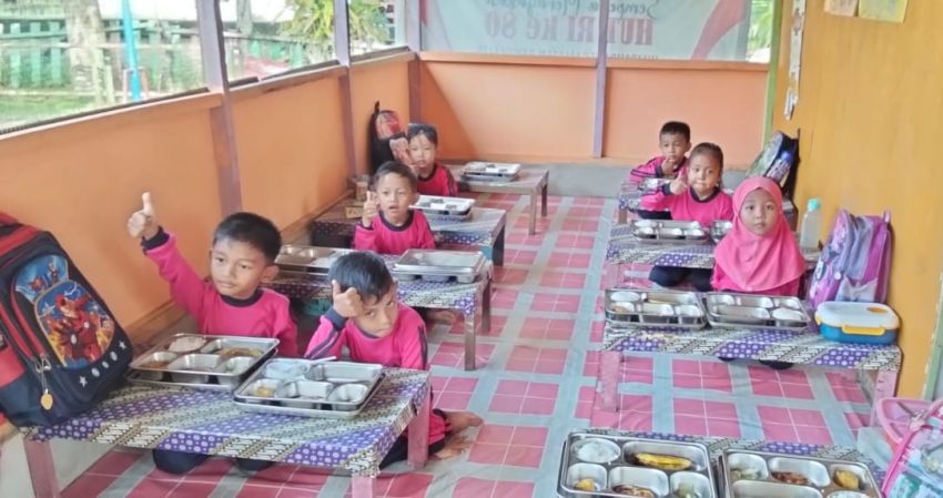 Program MBG Bikin Anak Anak PAUD Cahaya Kasih Jadi "Doyan" Makan Sayur